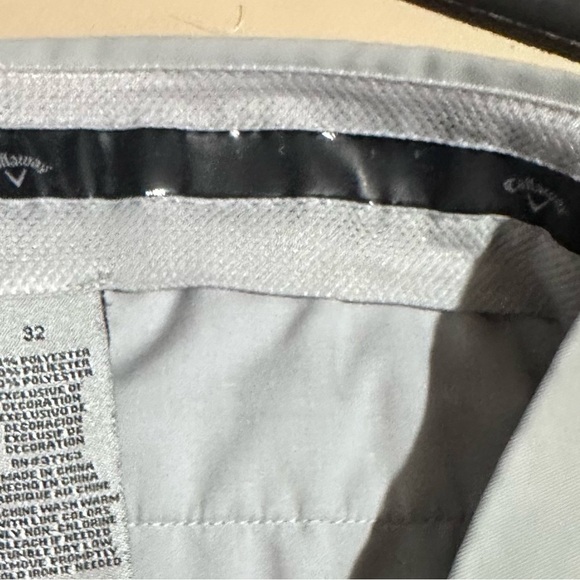 Callaway Gray Golf Shorts 32 - Picture 2 of 3